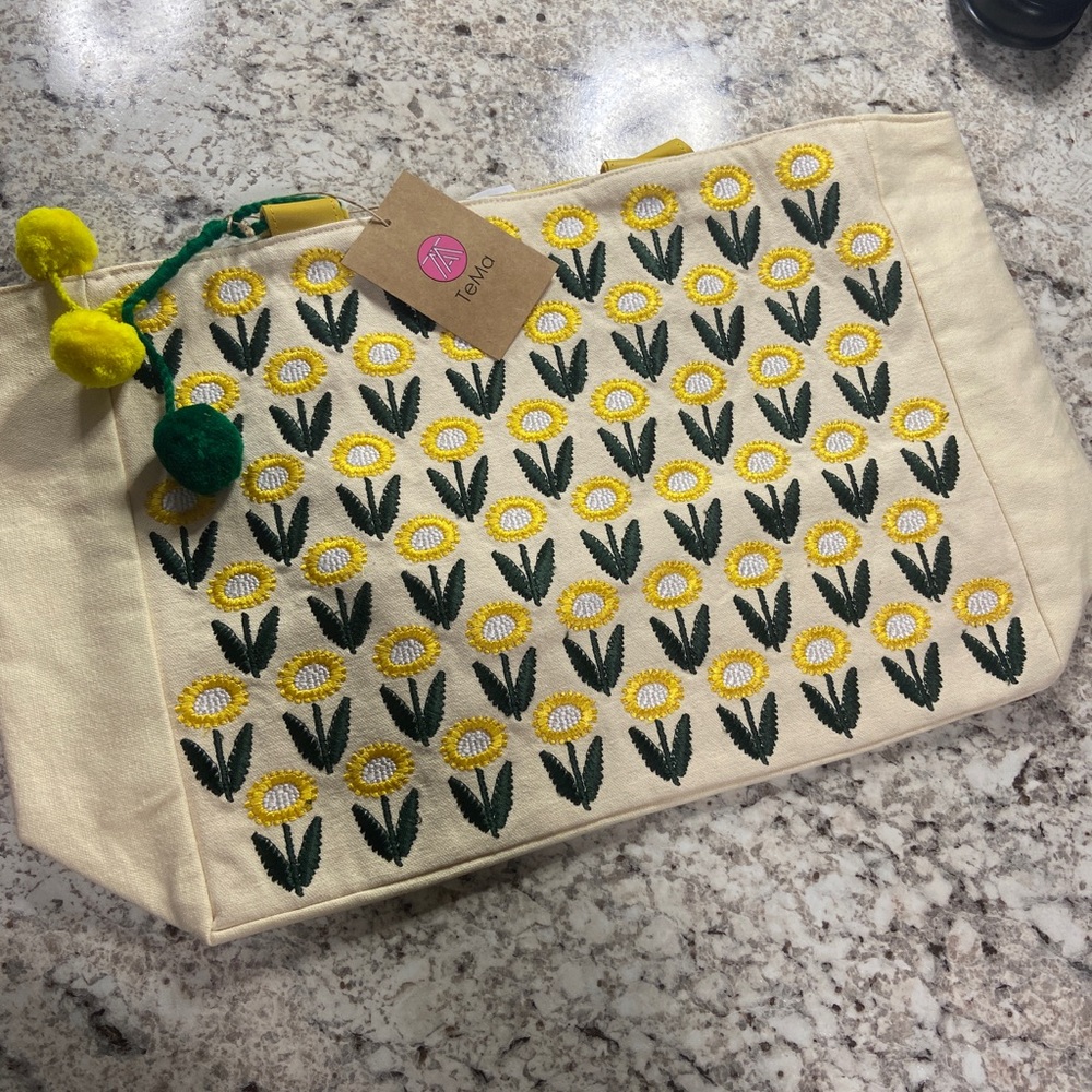 TEMa Aster Embroidered Floral Canvas Tote Bag